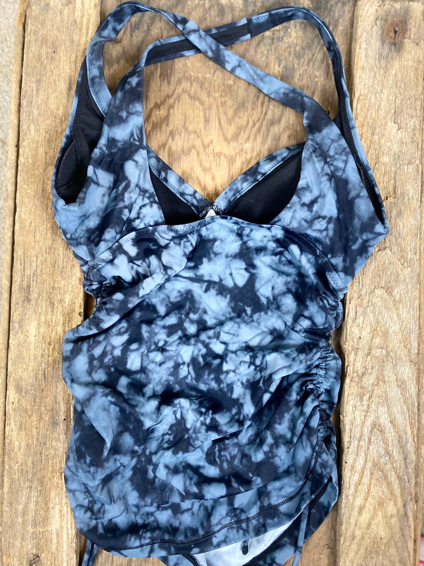 Athleta tie dye swim top